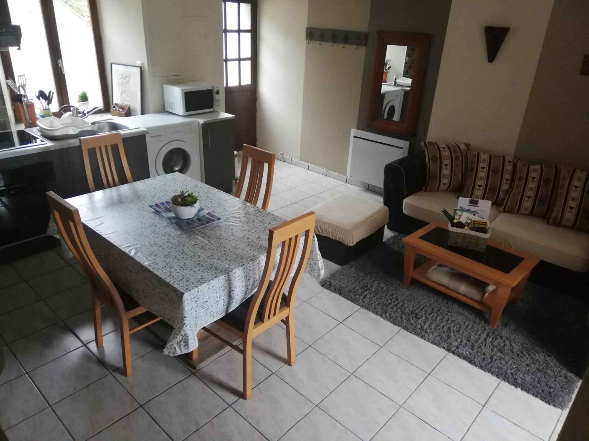 Le Gite De La Maison Rouge Anctoville Zewnętrze zdjęcie