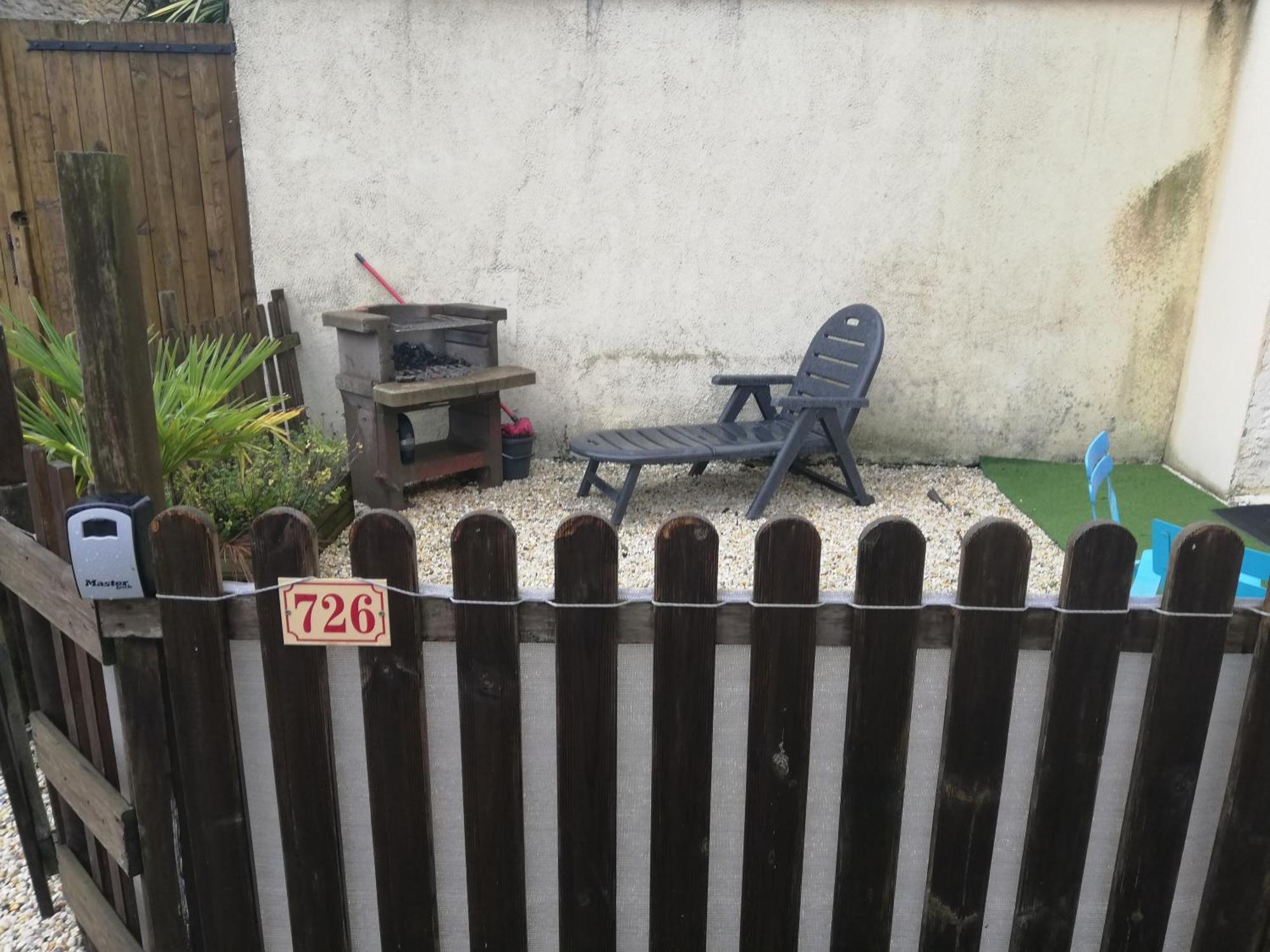 Le Gite De La Maison Rouge Anctoville Zewnętrze zdjęcie